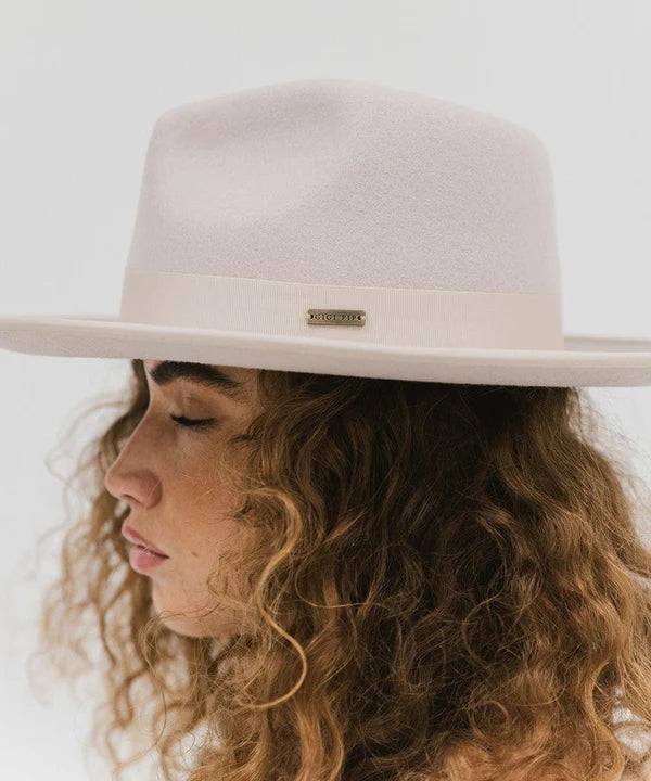 GIGI PIP  - Monroe Rancher - 59, Ivory image