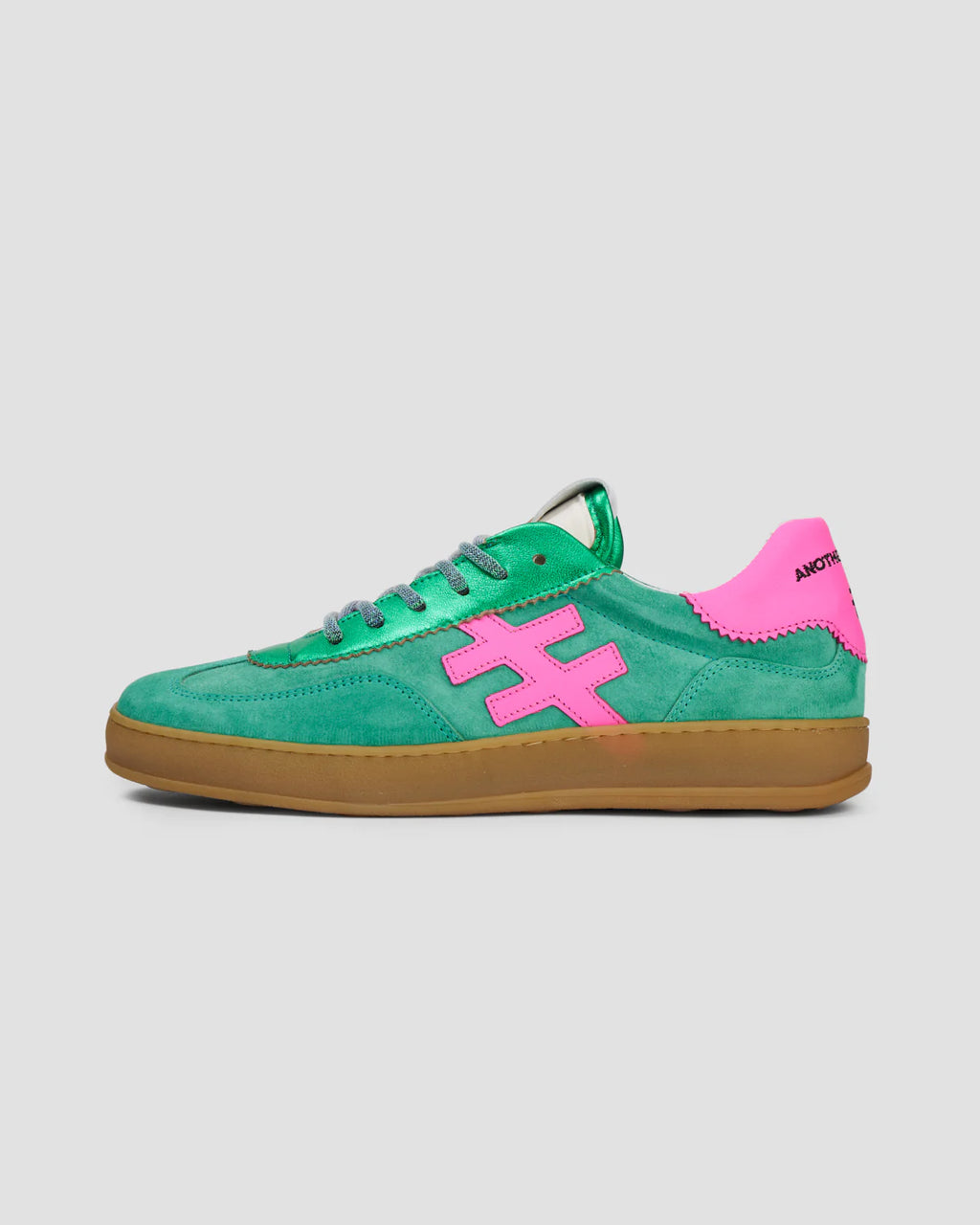 ANOTHER TREND - Iconic II
