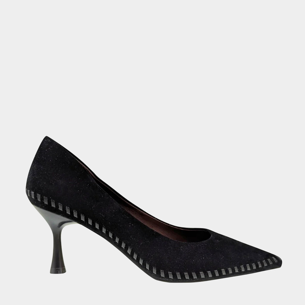 ATELIERS - Brooke Pump