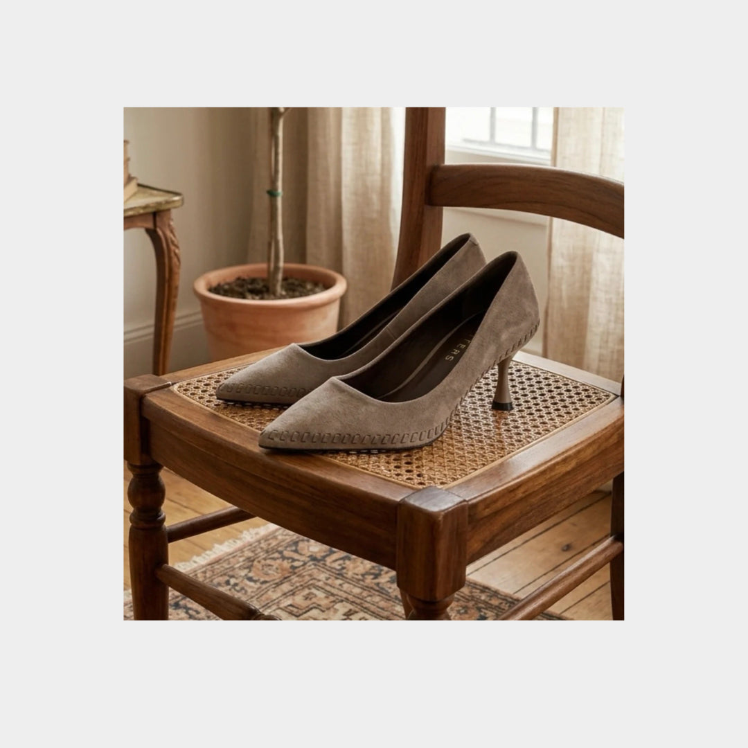 ATELIERS - Brooke Pump