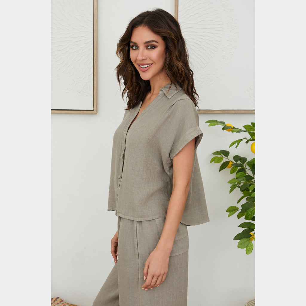 MILIO MILANO - Collard V-Neck Buttondown