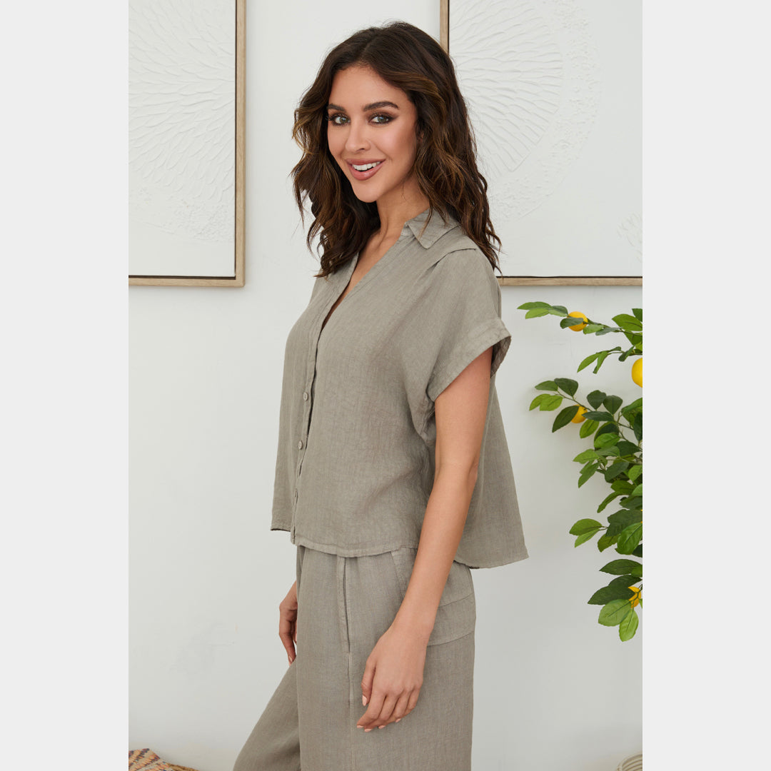 MILIO MILANO - Collard V-Neck Buttondown
