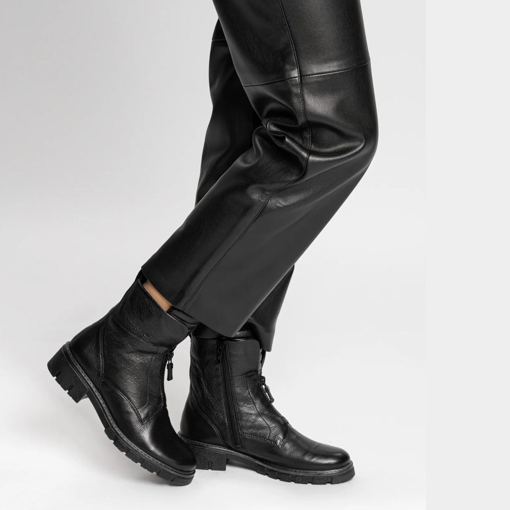 ara - Deon Boot