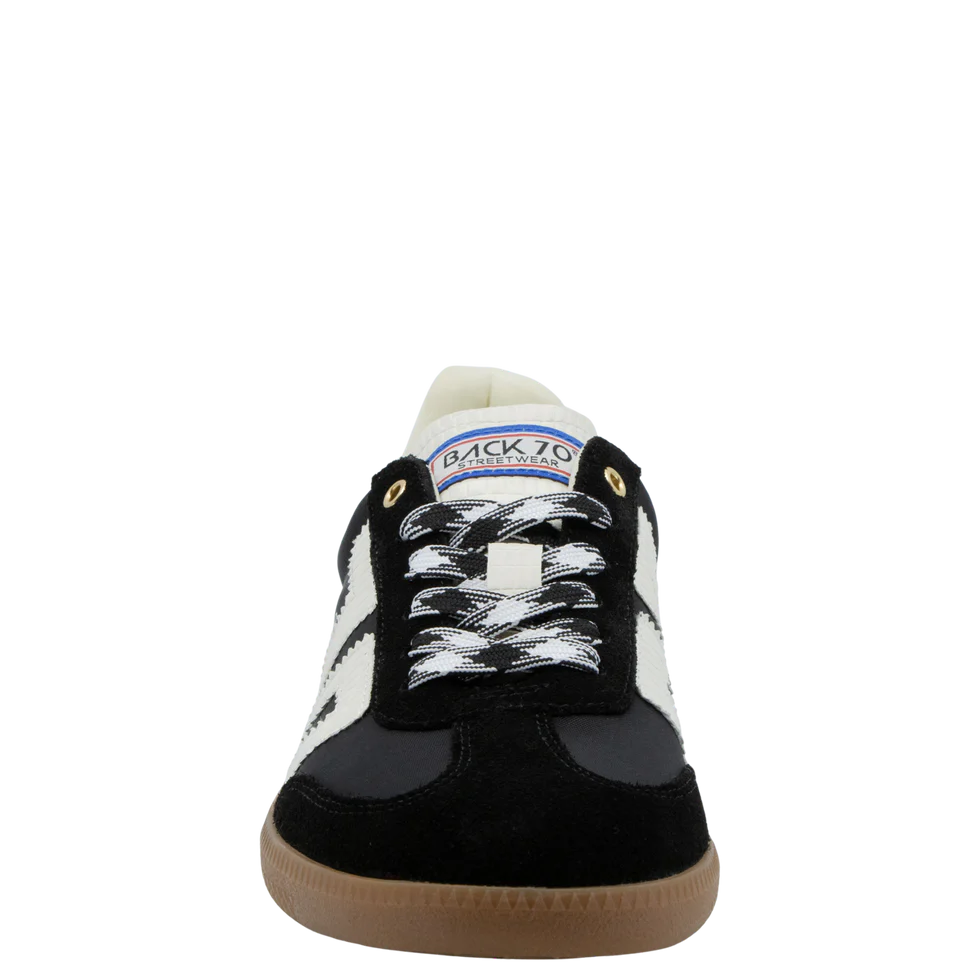 BACK70 - Ghost Sneaker
