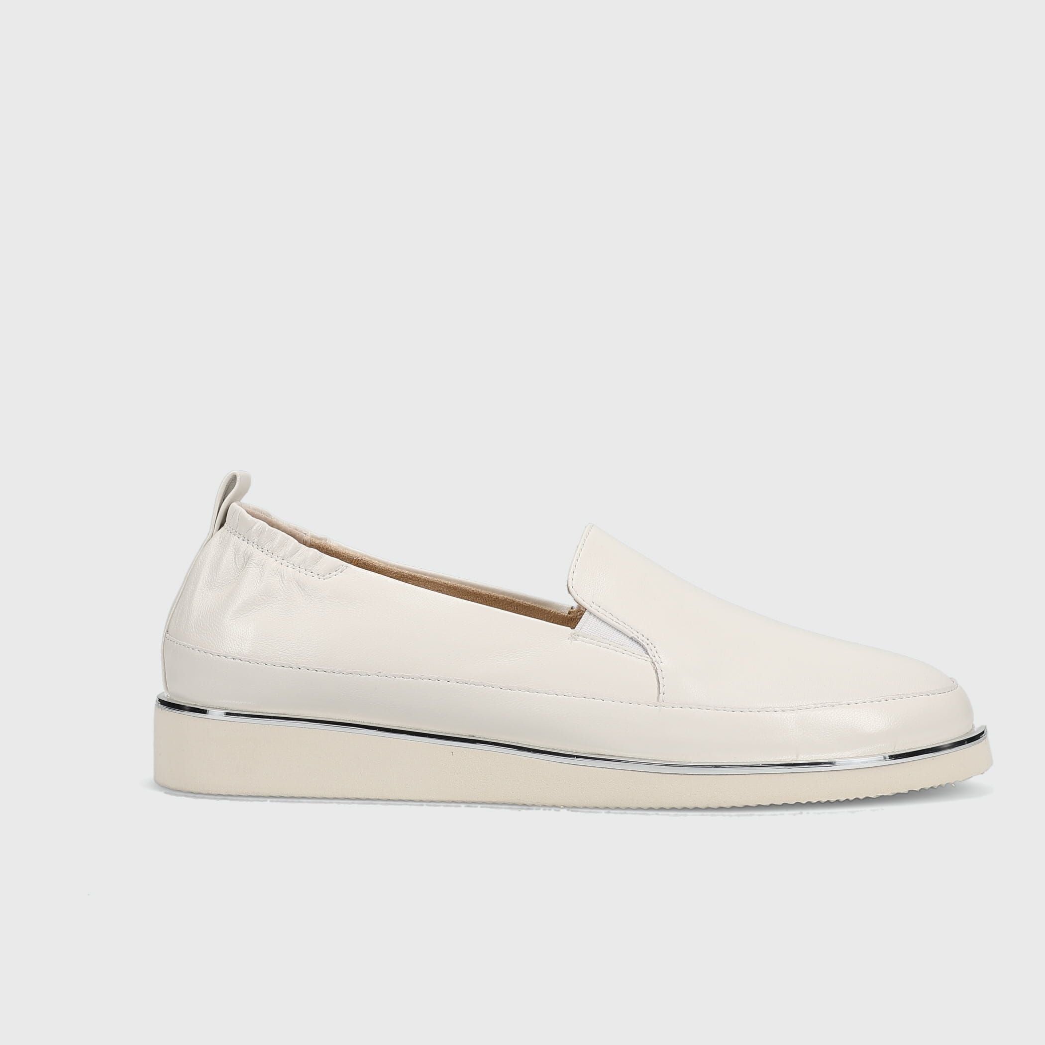 WOMEN'S SHOES